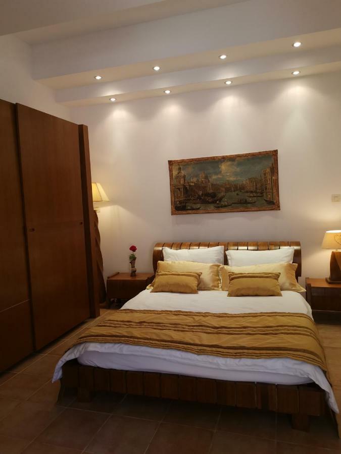 Villa V&D Milna  Esterno foto
